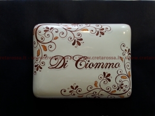 cod.art: nc54 - Mattonella in ceramica leggermente bombata cm 17x13 circa con "Ricci Parma" e scritta personalizzata. 